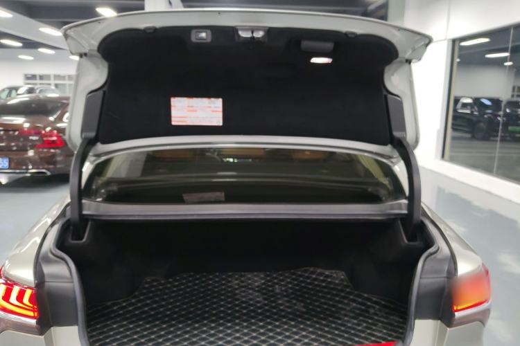 Used Lexus LS 2018 500h Premier Edition China V Standard