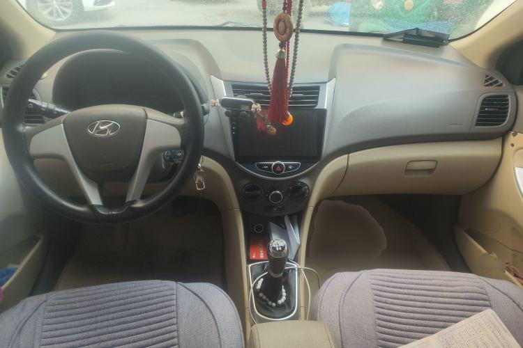 Used Hyundai Verna (older generation) 2010 Sedan 1.4L Manual Comfort GS
