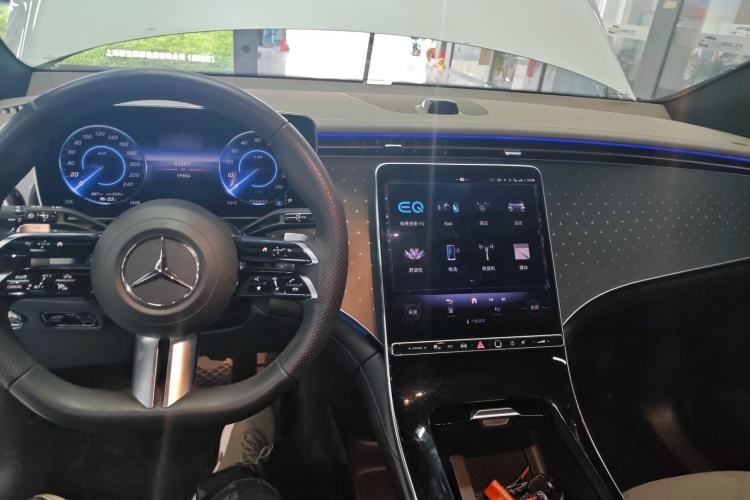 Used Mercedes-Benz EQE SUV 2023 350 4MATIC Pioneer Edition
