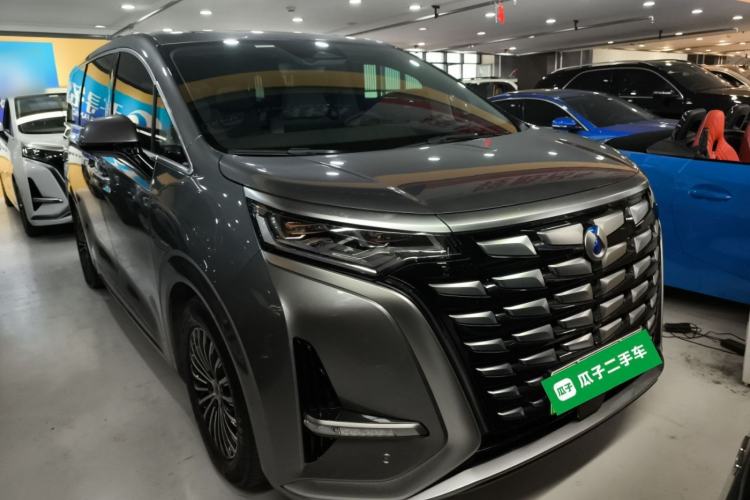 Used Denza D9 2022 DM-i 970 Four-Wheel Drive Flagship Model
