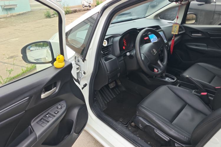 Used Honda Fit 2014 1.5L LX CVT Comfort Model Driver Seat