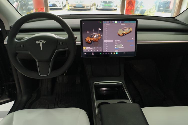 Used Tesla Model Y 2024 Long-Range All-Wheel-Drive Version
