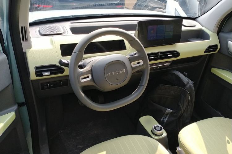 Used Geely Galaxy Panda 2024 Panda Mini 200km Longteng PRO Edition