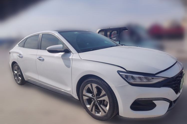 Used Hyundai Lafesta 2019 280TGDi Sport Edition China VI Front Right 45 Deg