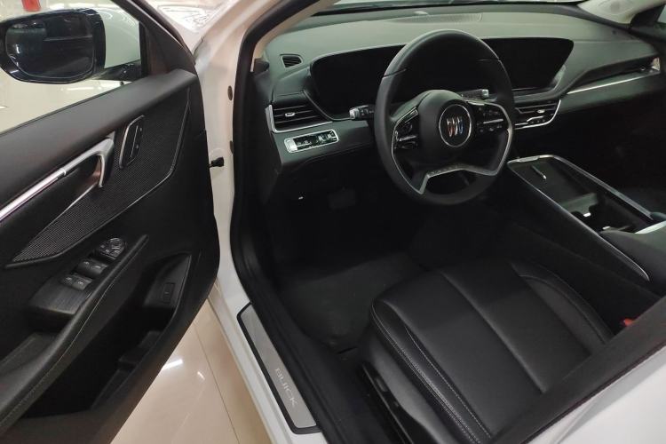 Used Buick LaCrosse 2023 Restyled 25T Cross-Country Edition