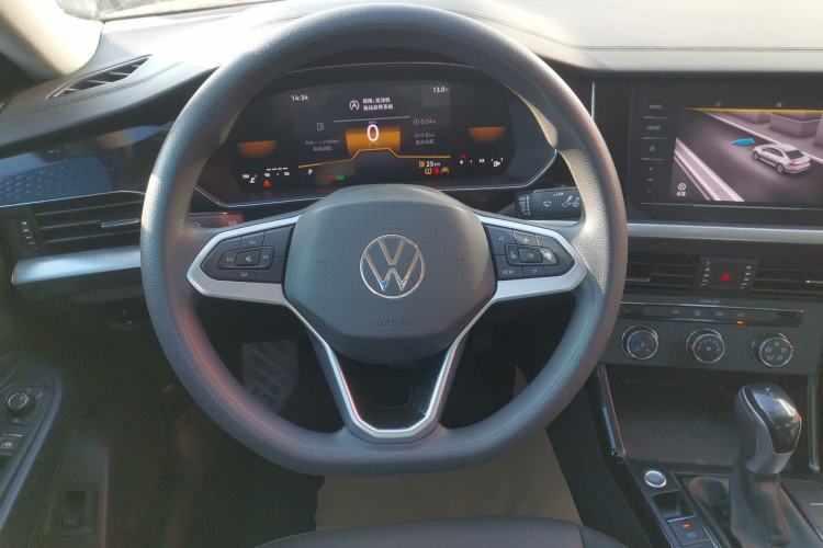 Used Volkswagen Passat 2024 280TSI Business Edition
