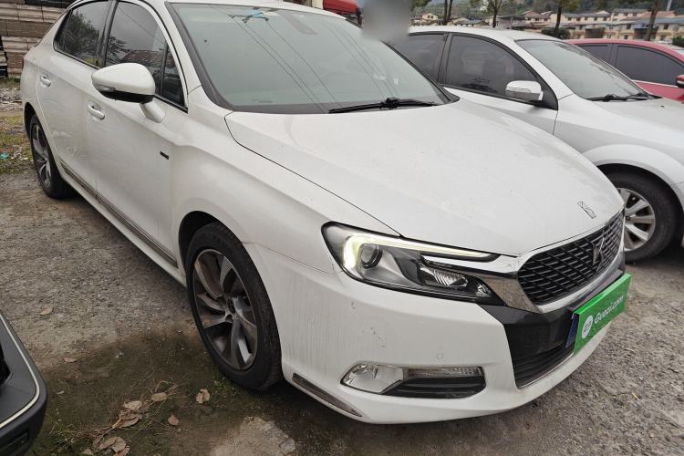 Used DS 5LS 2016 1.6T Luxury Edition THP160