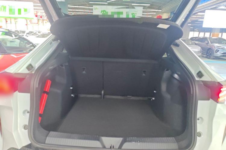 Used Volkswagen ID.UNYX 2024 Pro Long-Range Version