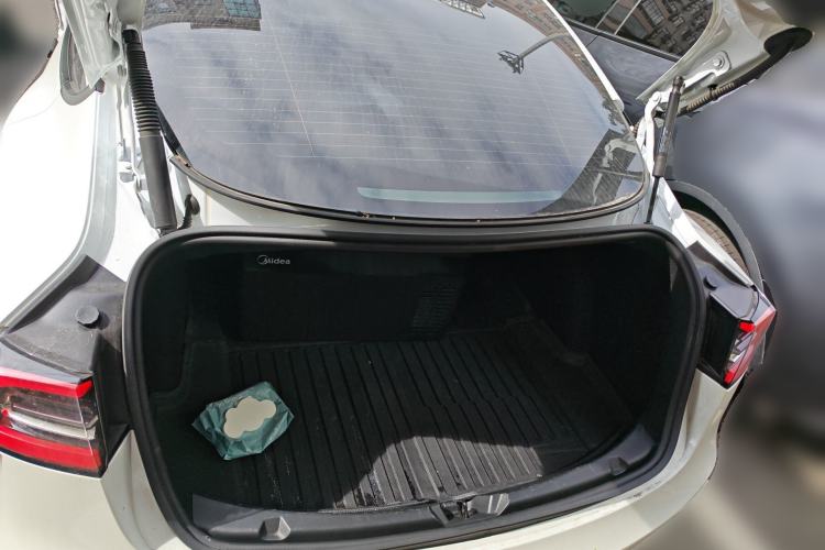 Used Tesla Model 3 2022 Rear-Wheel-Drive Version
