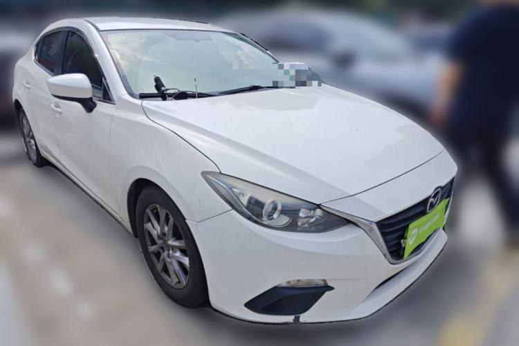 Used Mazda 3 Axela 2014 Sedan 1.5L Manual Comfort Model