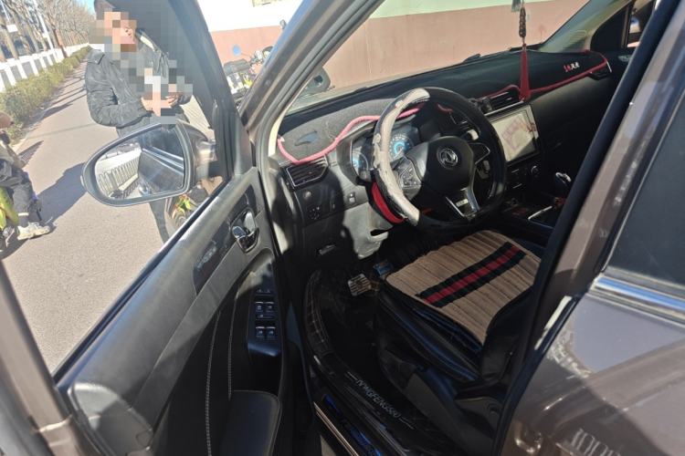 Used Dongfeng Fengon 580 2017 1.5T Manual Luxury Model