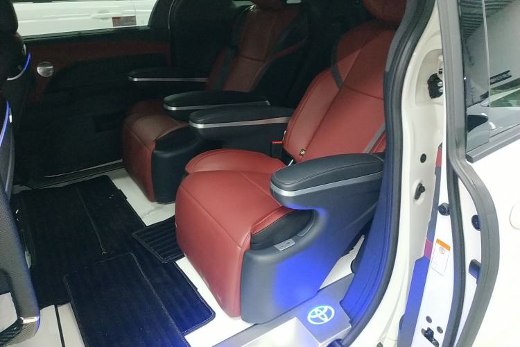 Used Toyota Granvia 2024 2.5L Hybrid Comfort Edition Left Rear Seat