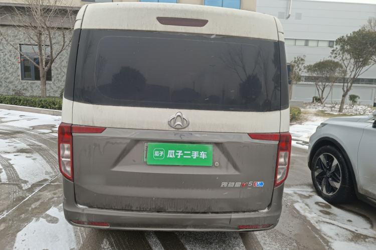 Used CHANGAN KUAYUE Xing V5 EV 2021 Luxury 6-Seater Passenger Bus with Lingdian System
