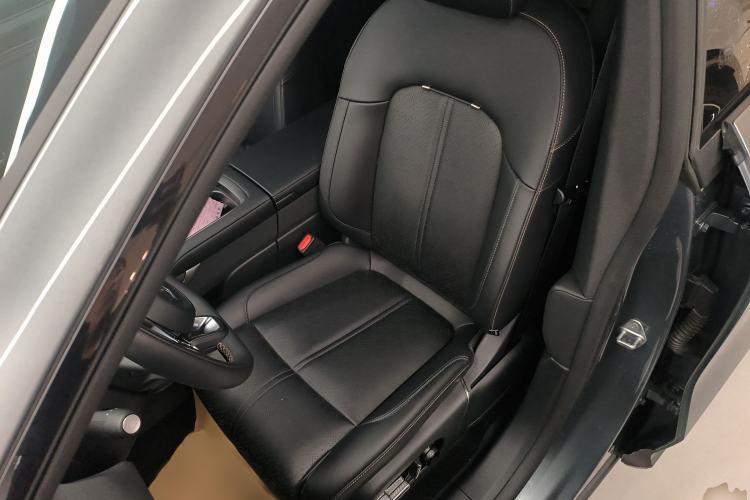 Used Zeekr 7X 2025 100kWh Long-Range All-Wheel Drive Intelligent Driving Version
