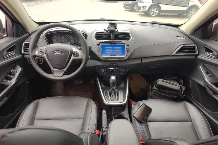 Used Ford Escort 2015 1.5L Automatic Fashion Model
