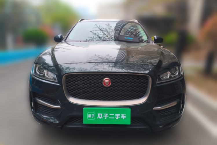 Used Jaguar F-PACE 2016 2.0T Two-Wheel-Drive R-Sport Sport Edition Front