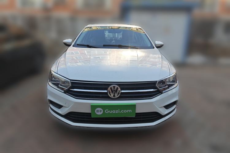 Used Volkswagen Bora 2016 1.6L Manual Fashion Edition
