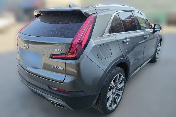 Used Cadillac XT4 2018 28T 4x4 Platinum Edition