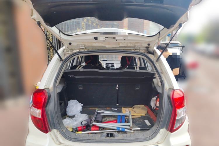 Used CHANGAN CX20 2014 1.4L Manual Sport Edition China V Standard Trunk