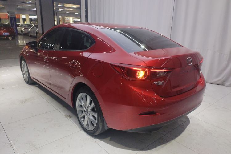 Used Mazda Mazda 3 Axela 2019 Cloud-Controlled Version 3-Box Design 2.0L Automatic Luxury Trim China V Emission Standard
