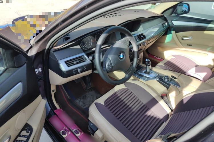 Used BMW 5 Series 2009 520Li Leading Model