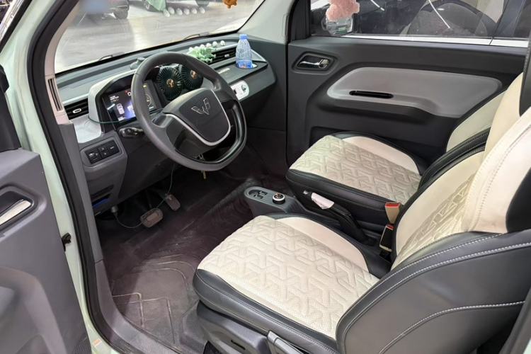 Used Wuling Hongguang MINIEV 2022 Macaron Premium Model – Lithium Iron Phosphate