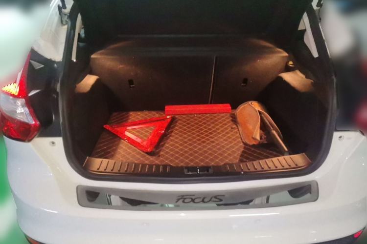 Used Ford Focus 2012 Hatchback 1.6L Automatic Comfort Model