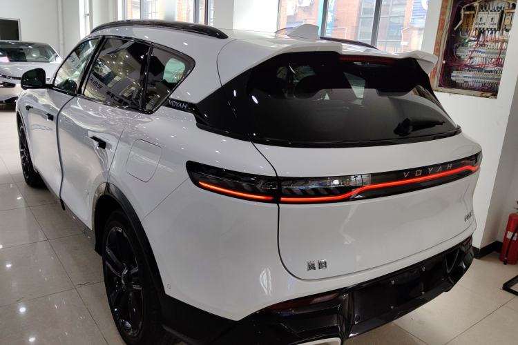 Used VOYAH FREE 2025 318 318 km Rear-Drive Touring Edition Rear Left 45 Deg