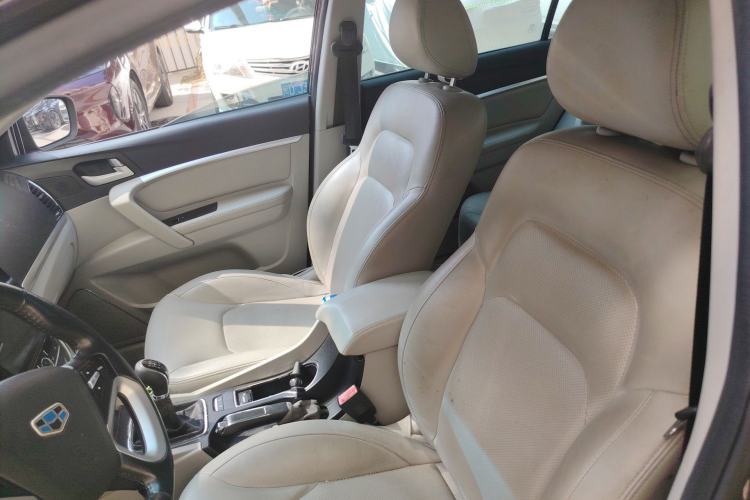 Used Geely Auto Emgrand 2014 Sedan 1.5L Manual Elite Model
