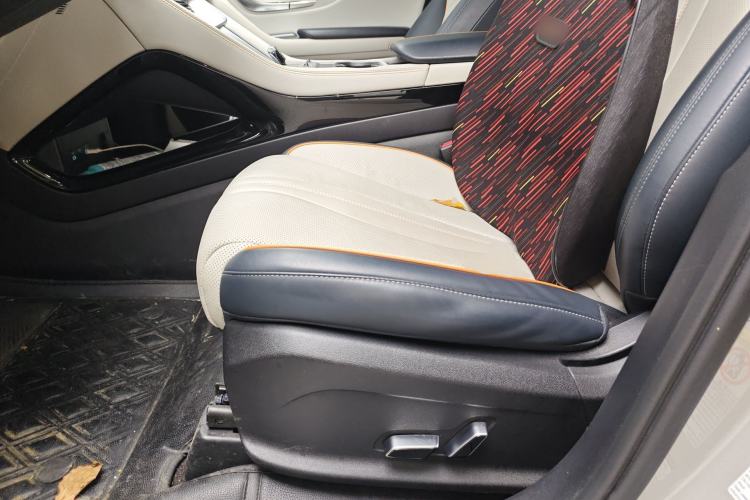 Used BYD Song PLUS New Energy 2023 Champion Edition DM-i 150KM Flagship PLUS Left Front Seat