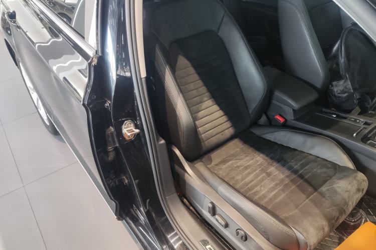 Used Volkswagen Magotan 2018 330TSI DSG Luxury Model