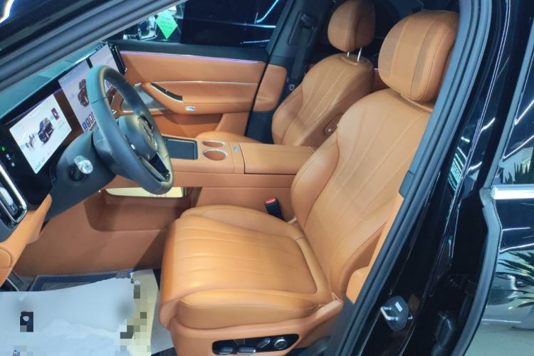 Used Hima AITO M8 2025 Extended-Range Max+ Version 53.4 kWh 5-Seater Edition Left Front Seat