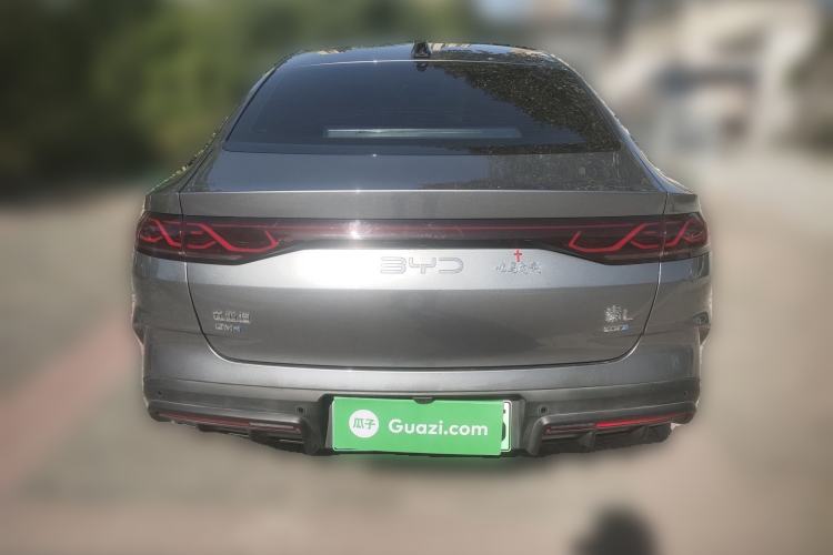 Used BYD Qin L 2025 DM-i Smart Drive 80KM Leading Model
