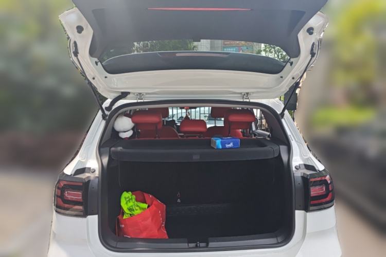 Used Volkswagen Tacqua 2021 1.5L Automatic Yue Zhi Lian Edition Trunk