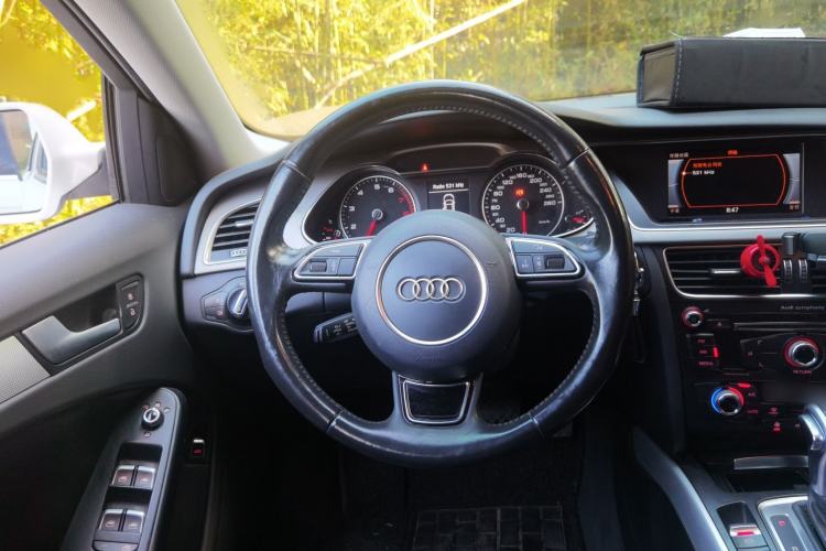 Used Audi A4L 2015 35 TFSI Automatic Standard Model
