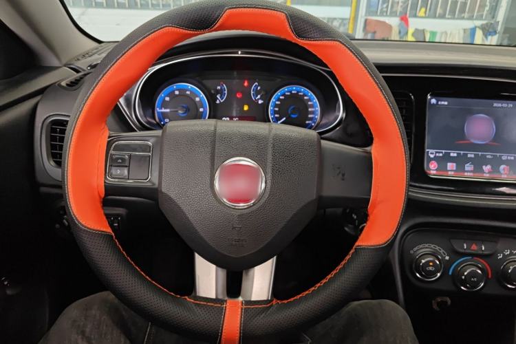 Used Fiat Viaggio 2015 1.4T Manual Enjoyment Edition
