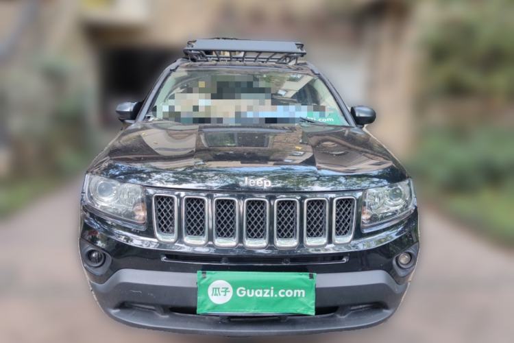 Used Jeep Compass 2014 2.0L two-wheel drive sport version Front