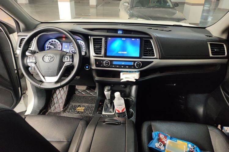 Used Toyota Highlander 2017 2.0T Four-Wheel Drive Luxury Edition 7 Seats
