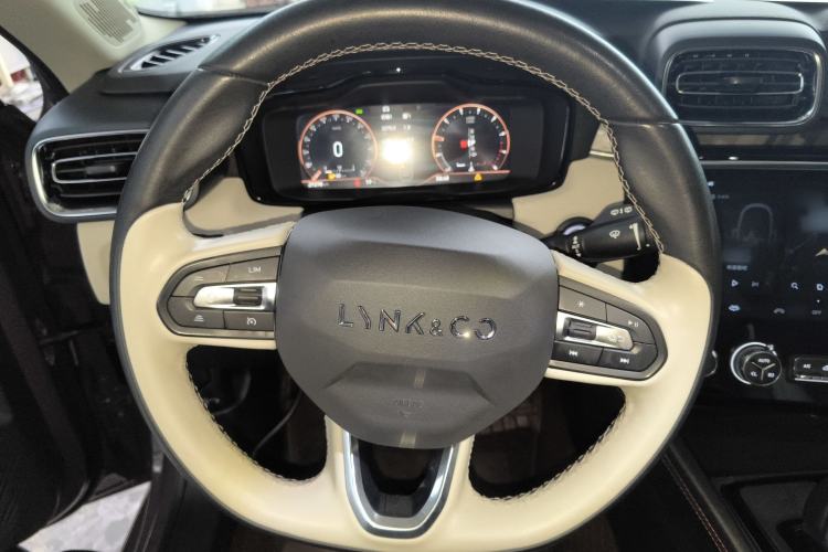 Used Lynk & Co 02 2022 1.5T DCT Shine Plus
