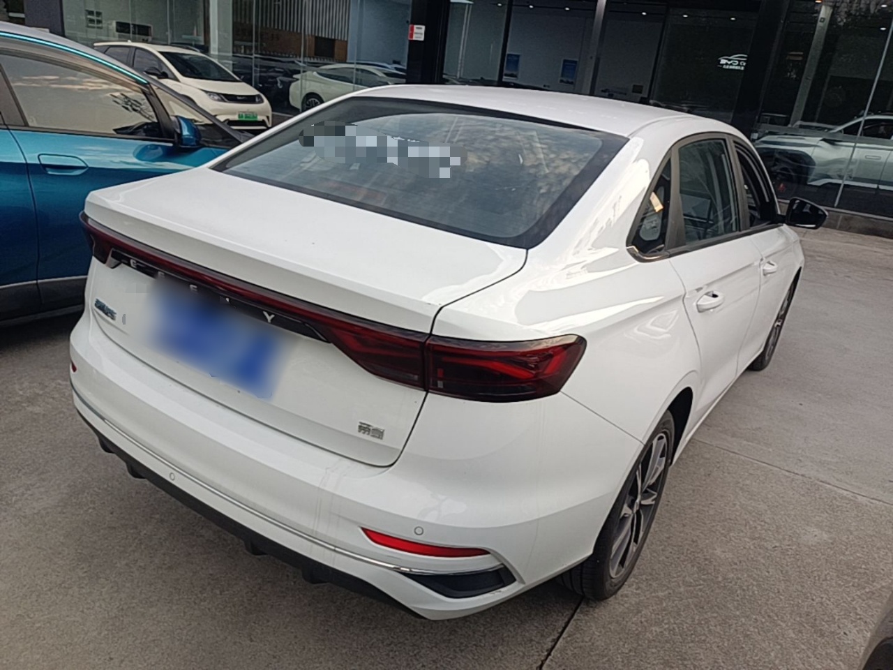 Geely Auto Emgrand 2026 Model 4th Generation 4 Millionth Anniversary Edition 1.5L CVT Feiyue Edition — снимка 6