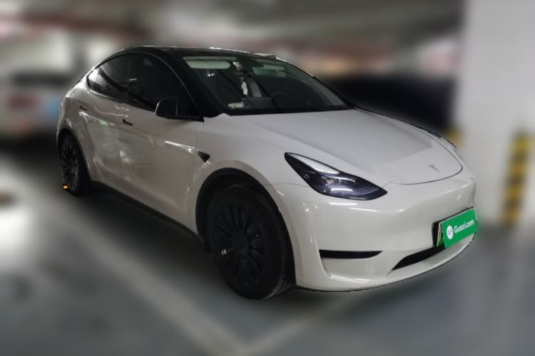 Used Tesla Model Y 2023 Rear-Wheel-Drive Version Front Right 45 Deg