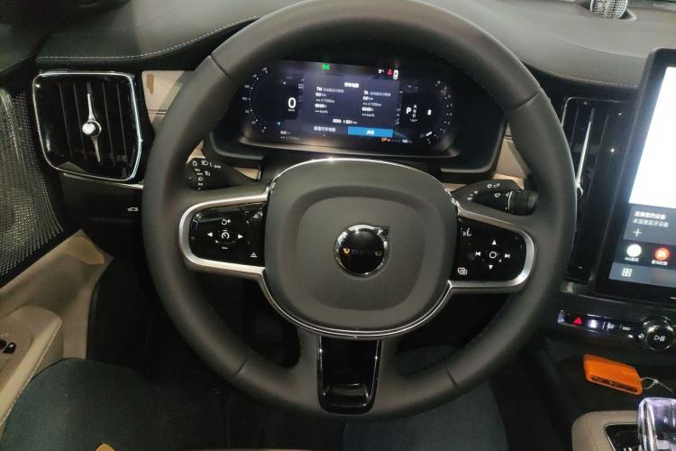 Used Volvo S90 2026 B5 Zhiya Luxury Edition