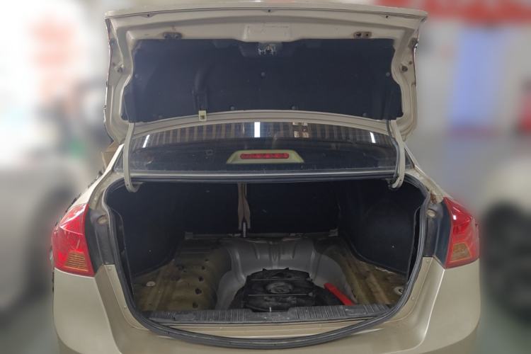 Used Buick Excelle 2013 1.5L Automatic Luxury Model Trunk