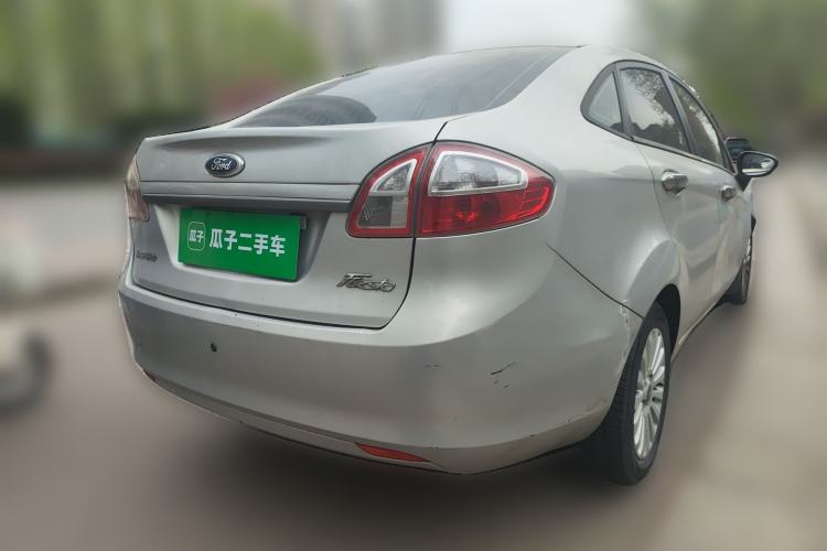 Used Ford Fiesta 2011 Sedan 1.5L Automatic Fashion Edition
