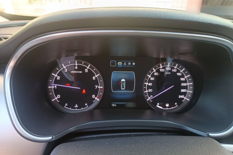 Used Changan Raeton CC 2018 1.5T Manual Luxury Model China V Standard