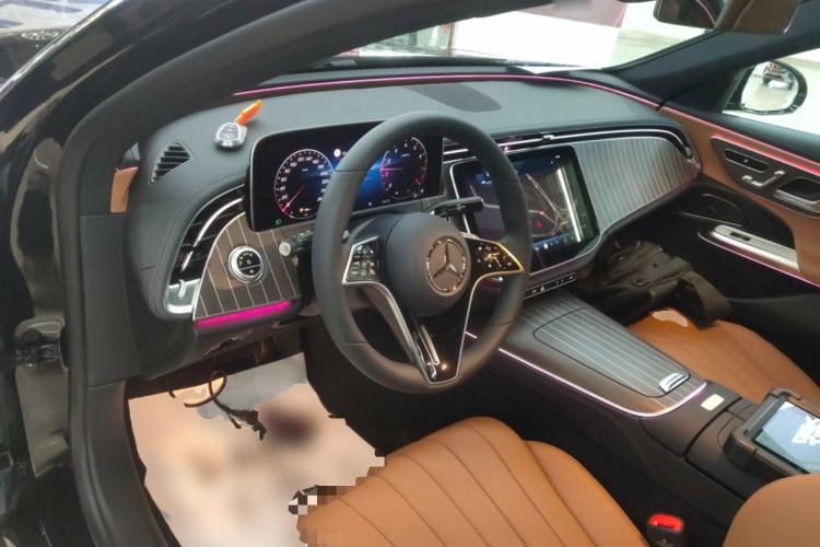 Used Mercedes-Benz E-Class 2025 Facelift E 300 L Fashion Edition
