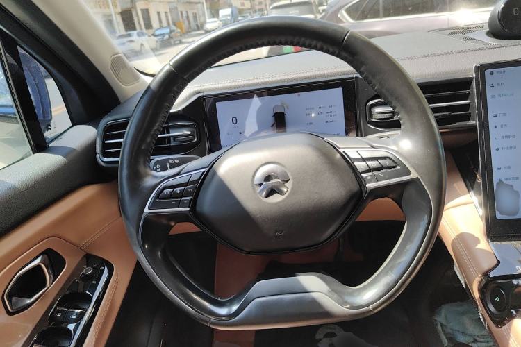 Used Nio ES8 2018 355 km Base Version 7-Seater Edition Steering Wheel