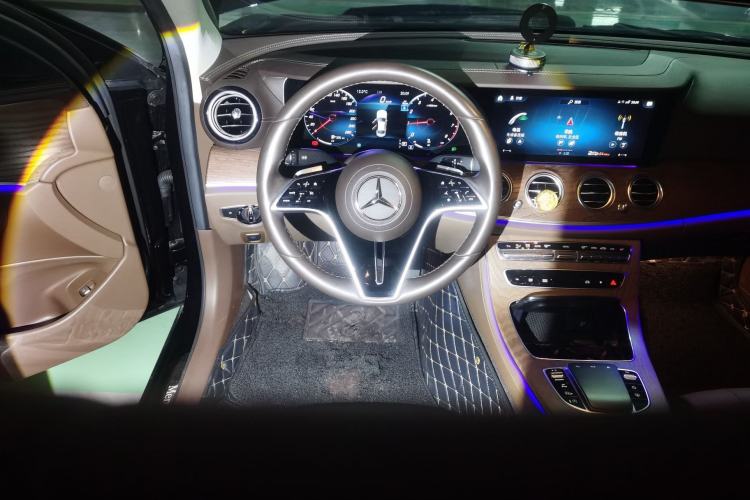 Used Mercedes-Benz E-Class 2022 Second Facelift E 300 L Luxury Edition
