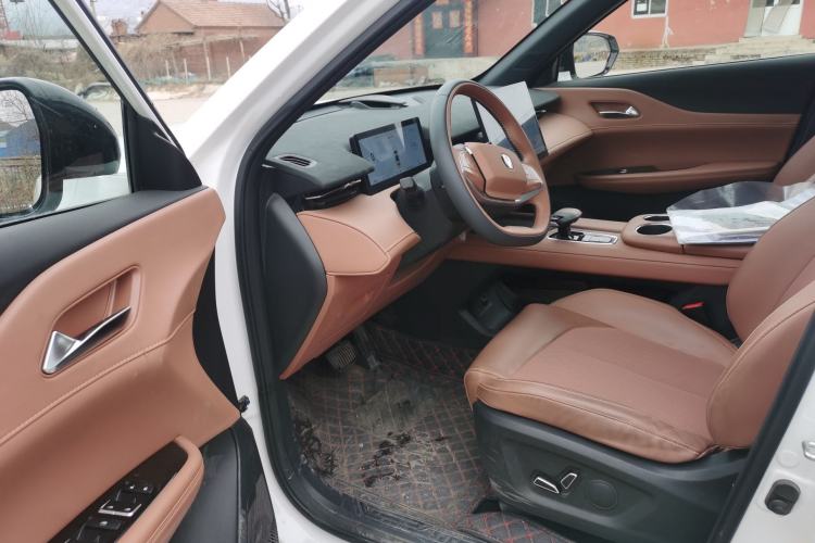 Used CHANGAN UNI-Z 2025 1.5T Luxury Version Driver Seat