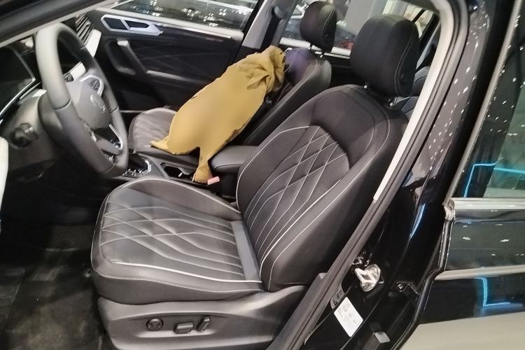 Used Volkswagen Tiguan L New Energy 2023 430 PHEV Plug-in Hybrid Prestige Edition
